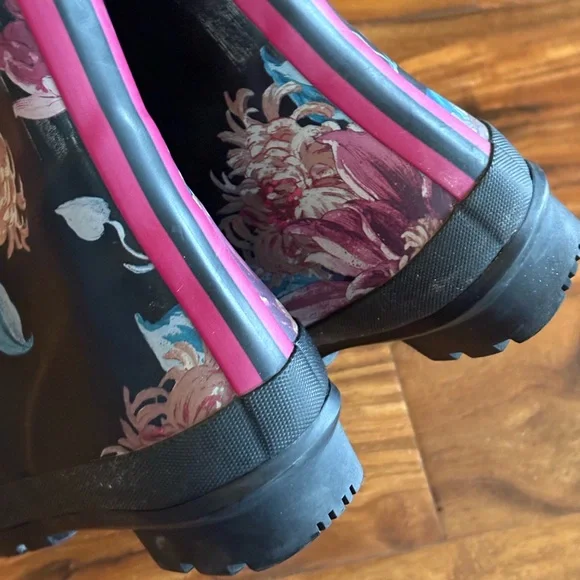 Joules Women’s Molly Welly Black Botanical Floral Rain Boots 39 8 M Mid Height - Picture 6 of 10